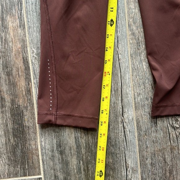 Lululemon leggings size 4 - Picture 7 of 9